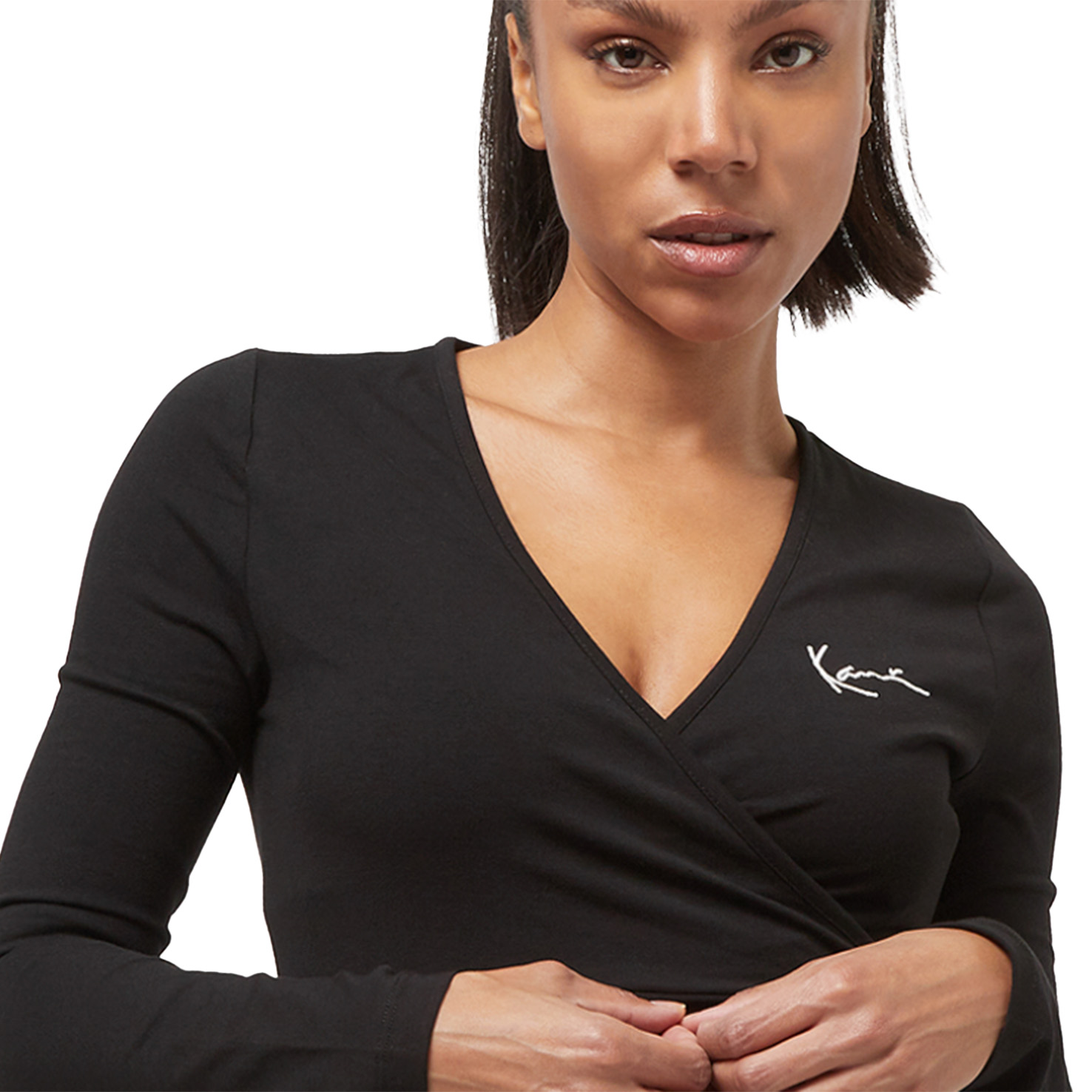 CHEST SIGNATURE ESSENTIAL SHORT LACED LS