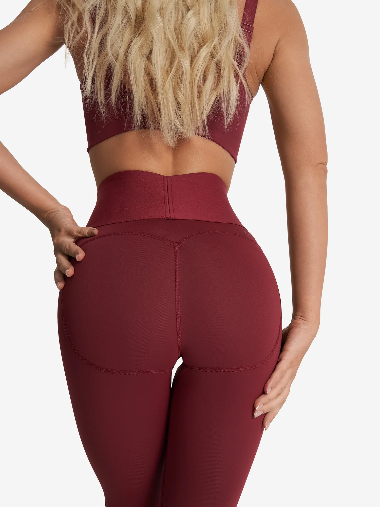 Легинсы женские Demix Booty Booster Gym Красный Легинсы женские Demix Booty Booster Gym Красный