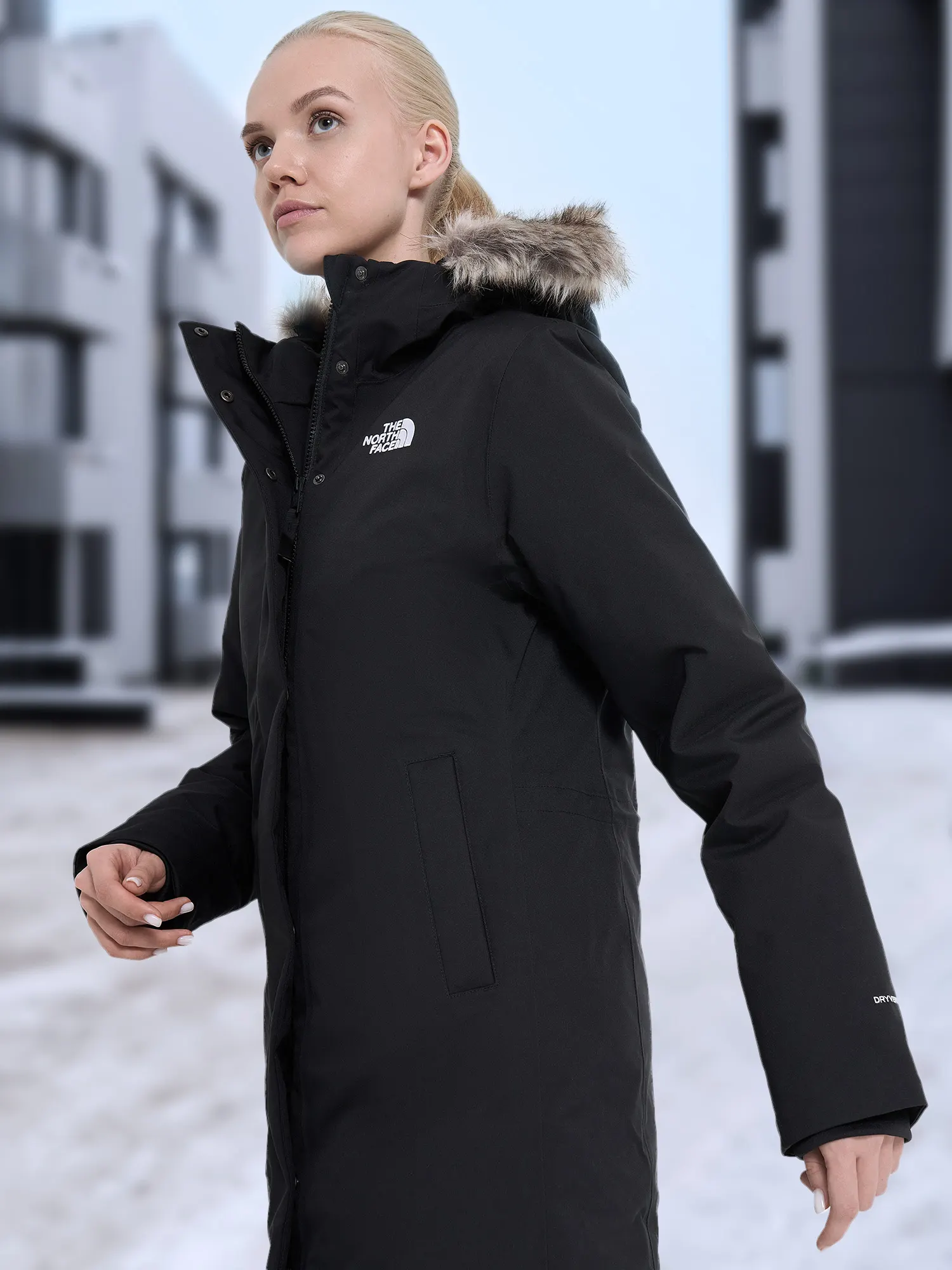 Пуховик женский The North Face Arctic Черный Пуховик женский The North Face Arctic Черный