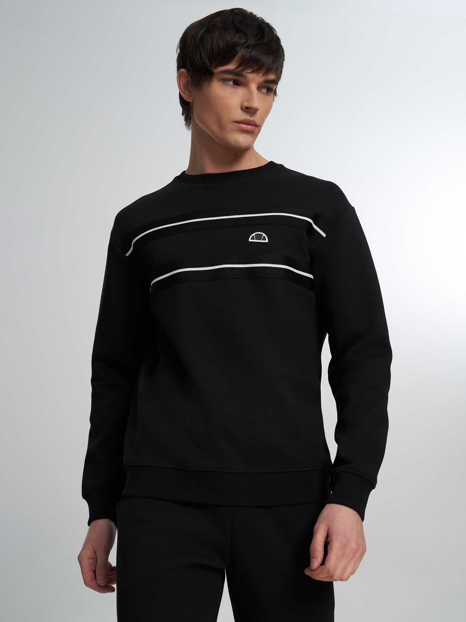 Свитшот мужской Ellesse Черный